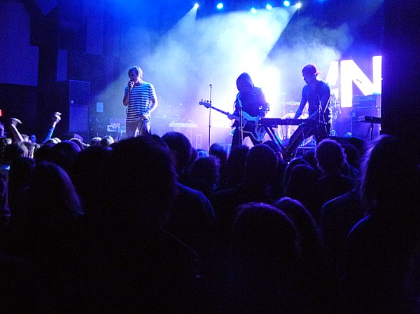 AWOLNATION02