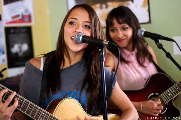 MMPNalani & Sarina - MilkBoy1