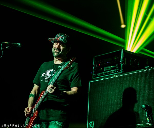 21feb_discobuscuits_01