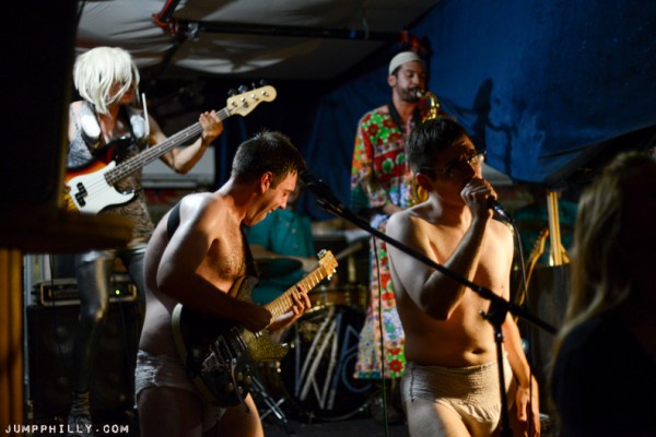 20150722_BSpause_Pharmacy_Shy Boys-25