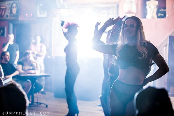 FrankyBradleysOnline01