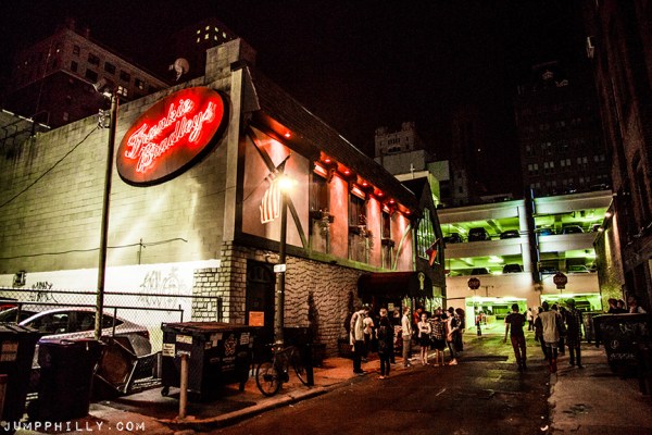 FrankyBradleysOnline02