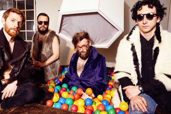 MINKACharlieWsmall01